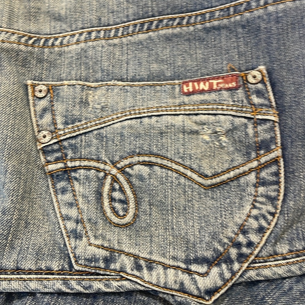 HINT JEANS MINI SKIRT. SIZE 11 JRS. - Picture 7 of 7